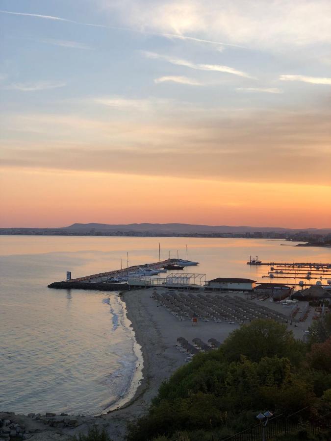Dolce Vita Apartment Sveti Vlas Luaran gambar