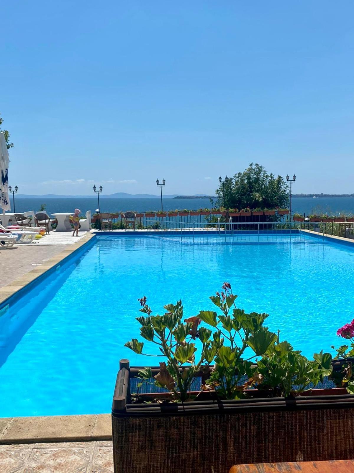 Dolce Vita Apartment Sveti Vlas Luaran gambar